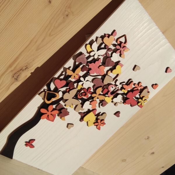 Quadretto in legno finitura sbiancata con albero toni caldi - immagine 3
