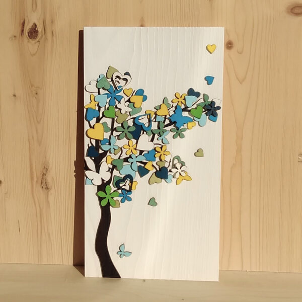 Quadretto in legno finitura sbiancata con albero toni freddi