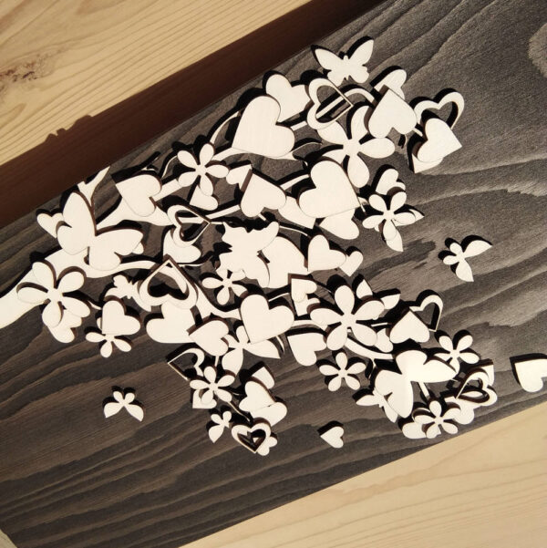 Quadretto in legno finitura anticata con albero - immagine 2
