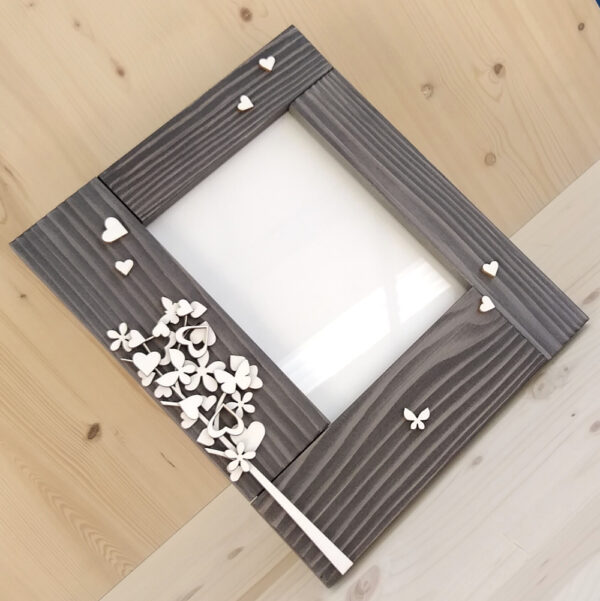 Cornice in legno finitura anticata con albero - immagine 2