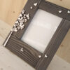 Cornice in legno finitura anticata con albero - immagine 3